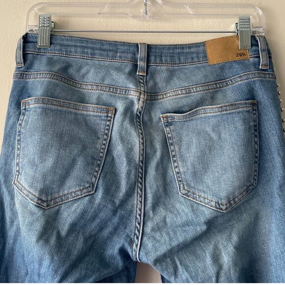 Zara Mid Wash Studded Distressed Cutoff Hem Skinny Jeans - Size 4 - Picture 6 of 8